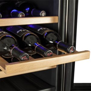 koldfront_24_bottle_wine_cooler_wooden_shelf_detail